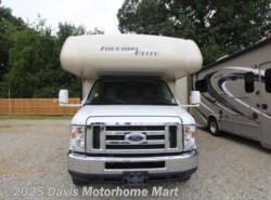 Used 2015 Thor Motor Coach Freedom Elite 28H available in Memphis, Tennessee