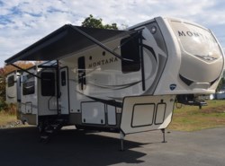 New 2018 Keystone Montana 3791RD available in West Hatfield, Massachusetts