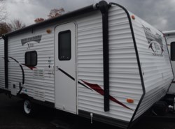 Used 2013 Forest River Wildwood X-Lite 195BH available in West Hatfield, Massachusetts