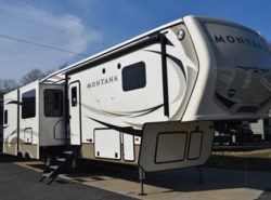 New 2018 Keystone Montana 3561RL available in West Hatfield, Massachusetts