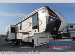 New 2019 Heartland Bighorn 3500SE available in Kyle, Texas