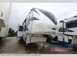 New 2019 Dutchmen Voltage V3805 available in Kyle, Texas