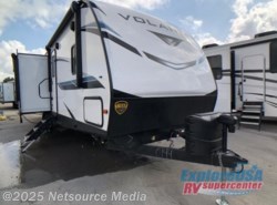 New 2022 CrossRoads Volante 33DB available in Kyle, Texas