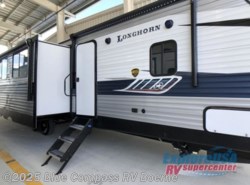 New 2020 CrossRoads Longhorn 333DB available in Boerne, Texas