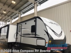 New 2020 CrossRoads Volante 33DB available in Boerne, Texas