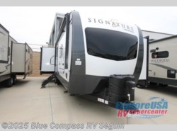 New 2019 Forest River Rockwood Signature Ultra Lite 8329SS available in Seguin, Texas