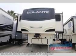 New 2019 CrossRoads Volante 3851FL available in Seguin, Texas