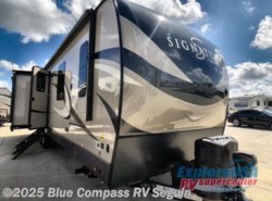 New 2020 Forest River Rockwood Signature Ultra Lite 8332BS available in Seguin, Texas