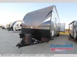 Used 2018 CrossRoads Zinger ZR333DB available in Seguin, Texas