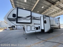 New 2025 Grand Design Momentum G-Class 350G available in Seguin, Texas