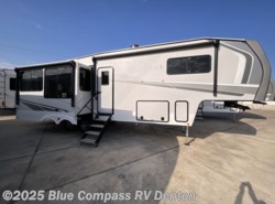 New 2025 Alliance RV Avenue 32RLS available in Denton, Texas