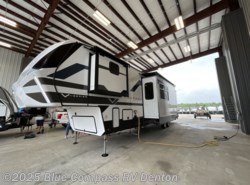 New 2025 Dutchmen Voltage V-Series 3800 available in Denton, Texas