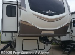 New 2020 Keystone Montana 3760FL available in Abilene, Kansas