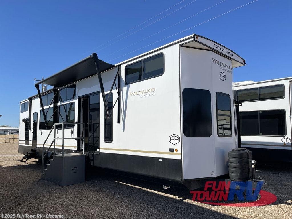 New 2026 Forest River Wildwood Grand Lodge 42ZEN available in Cleburne, Texas