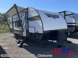 Used 2021 Forest River Wildwood X-Lite 19DBXL available in Cleburne, Texas