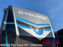 Used 2025 Heartland Cyclone 4118 available in Cleburne, Texas