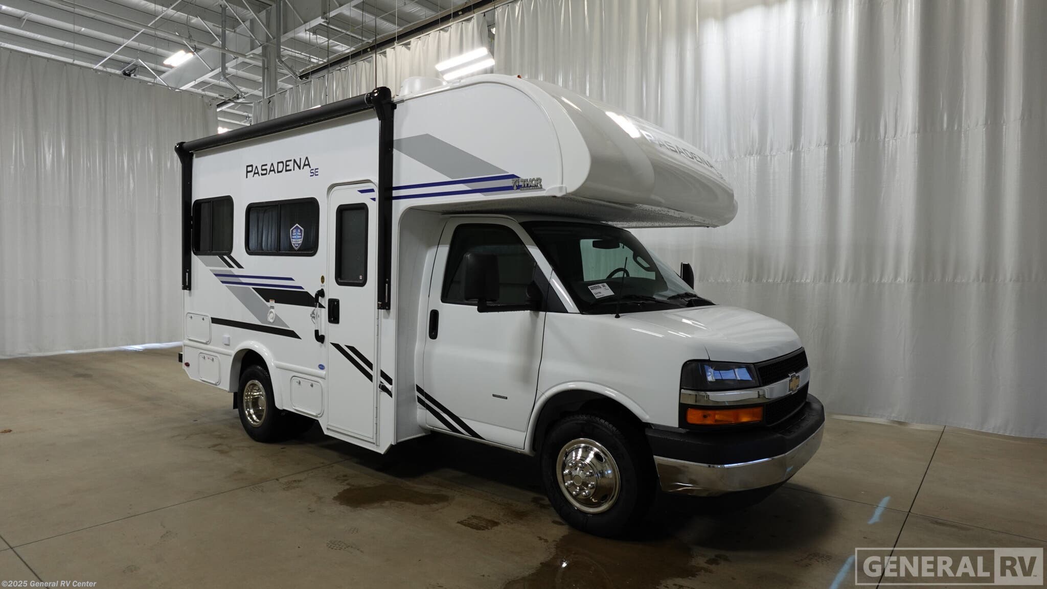 New 2026 Thor Motor Coach Pasadena SE19 available in Brownstown Township, Michigan