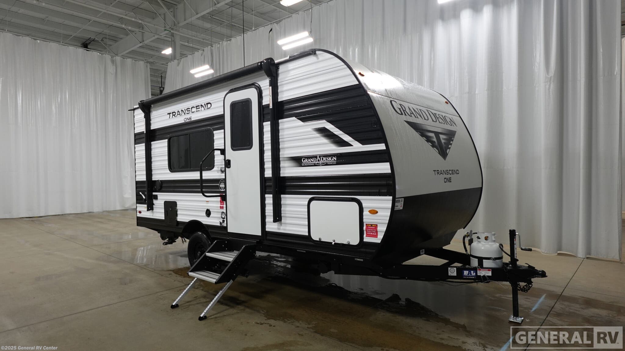 New 2026 Grand Design Transcend One 151RB available in Brownstown Township, Michigan