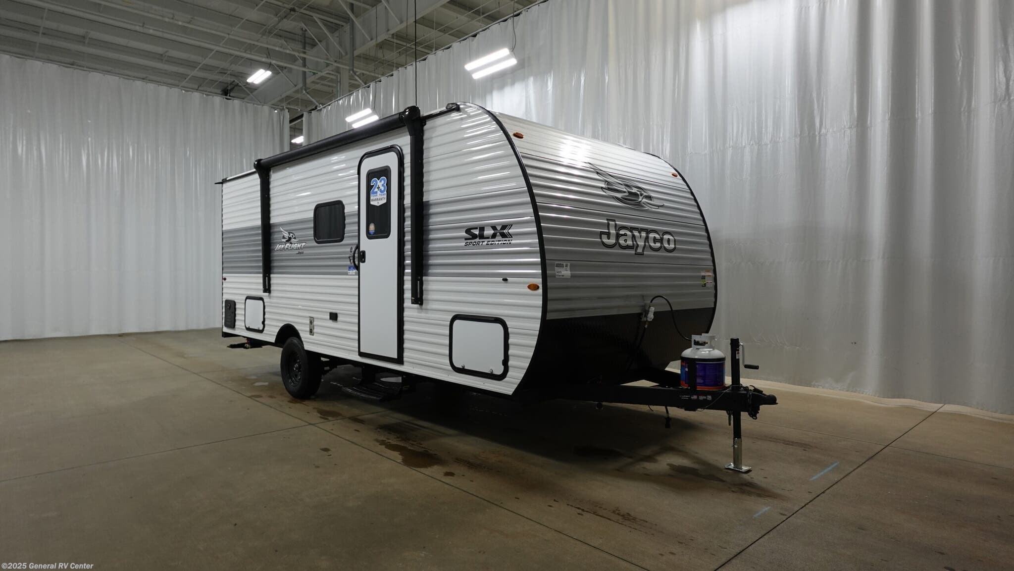 New 2026 Jayco Flight 178DBS available in Mount Clemens, Michigan