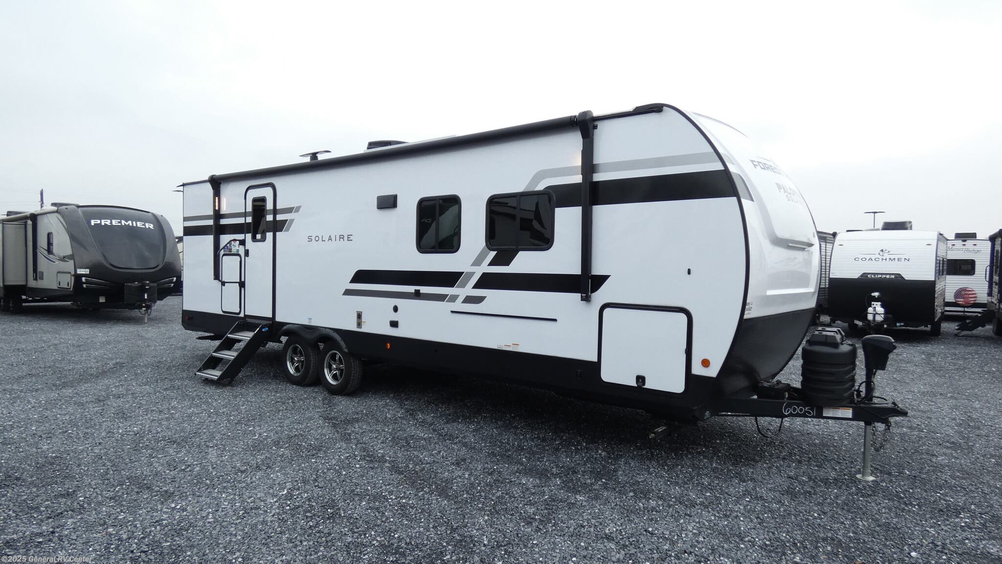 Used 2025 Palomino Solaire 2580RBSS available in Elizabethtown, Pennsylvania