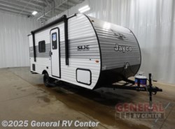 New 2026 Jayco Jay Flight SLX 170FQ available in Wixom, Michigan
