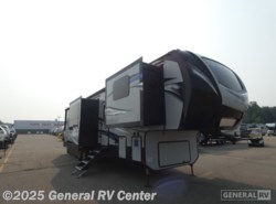 Used 2020 Keystone Avalanche 383FL-5SL available in Birch Run, Michigan