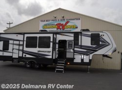 New 2019 Grand Design Momentum 351M available in Milford, Delaware