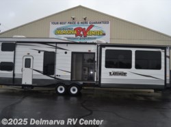 Used 2017 Forest River Wildwood XL/Lodge 4092BFL available in Smyrna, Delaware