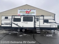 Used 2021 Dutchmen Kodiak Ultimate 3321BHSL available in Milford, Delaware