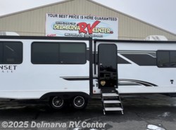 New 2025 CrossRoads Sunset Trail SS330SI available in Milford North, Delaware