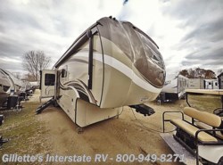 New 2019 Jayco Pinnacle 36FBTS available in East Lansing, Michigan