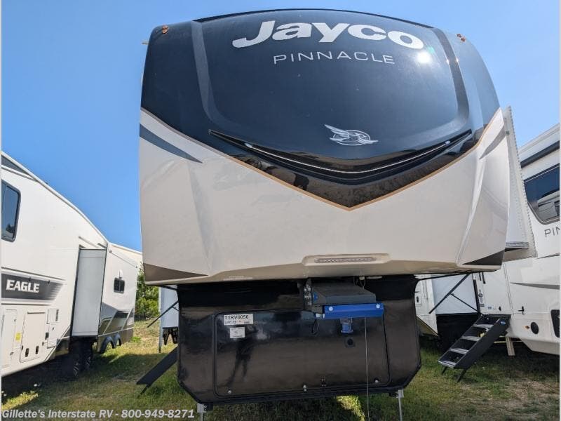New 2026 Jayco Pinnacle 38FBRK available in Haslett, Michigan