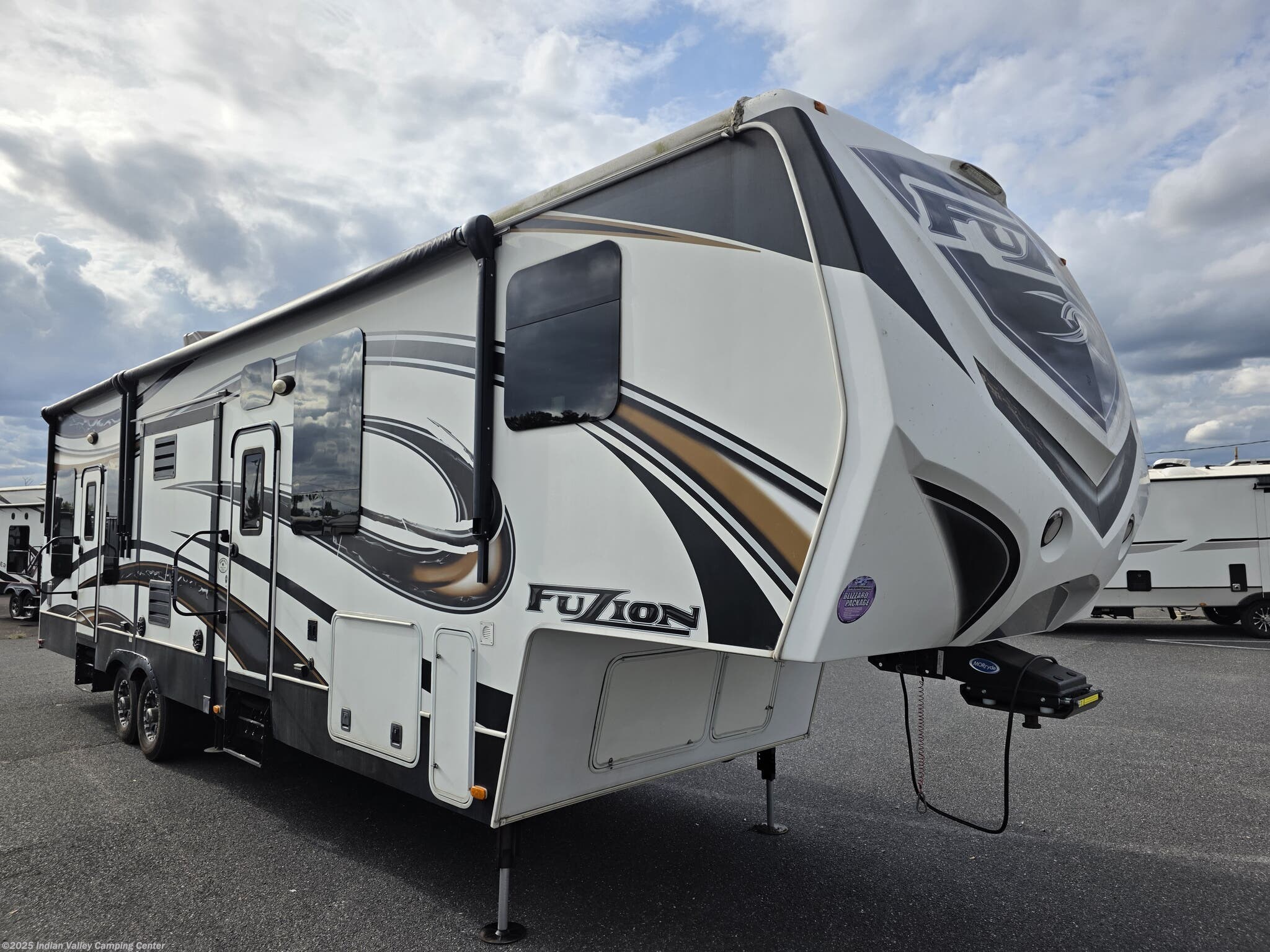 Used 2014 Keystone Fuzion 331 available in Souderton, Pennsylvania