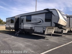 Used 2019 Keystone Laredo 380MB available in Boerne, Texas