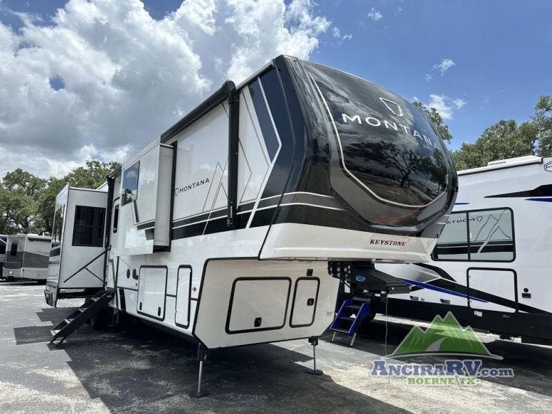 New 2026 Keystone Montana 3901RK available in Boerne, Texas