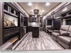 Used 2021 Grand Design Reflection 303RLS available in Boerne, Texas