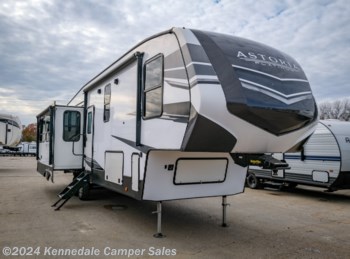 Used 2021 Dutchmen Astoria Platinum 3173RLP available in Kennedale, Texas