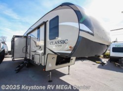 New 2020 Forest River Flagstaff Classic Super Lite 8529IKBS available in Greencastle, Pennsylvania