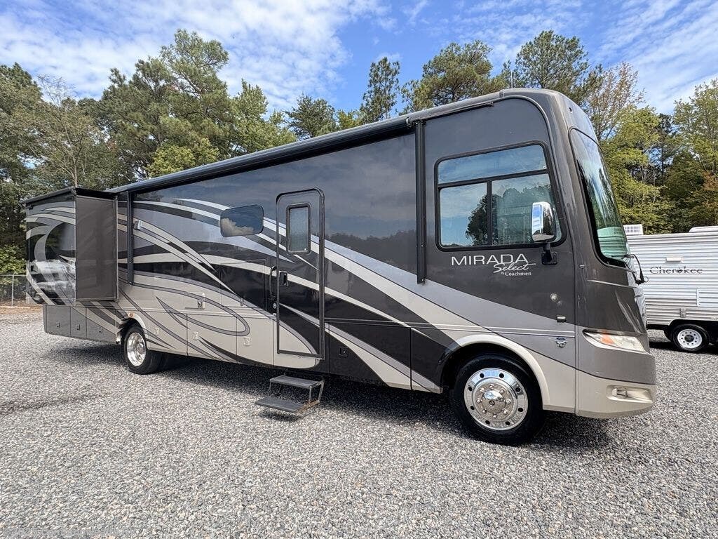 Used 2017 Coachmen Mirada Select 37TB available in Ashland, Virginia