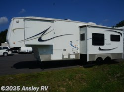 Used 2005 SunnyBrook Titan 31BWFS available in Duncansville, Pennsylvania