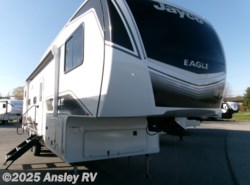 New 2025 Jayco Eagle HT 31QCD available in Duncansville, Pennsylvania