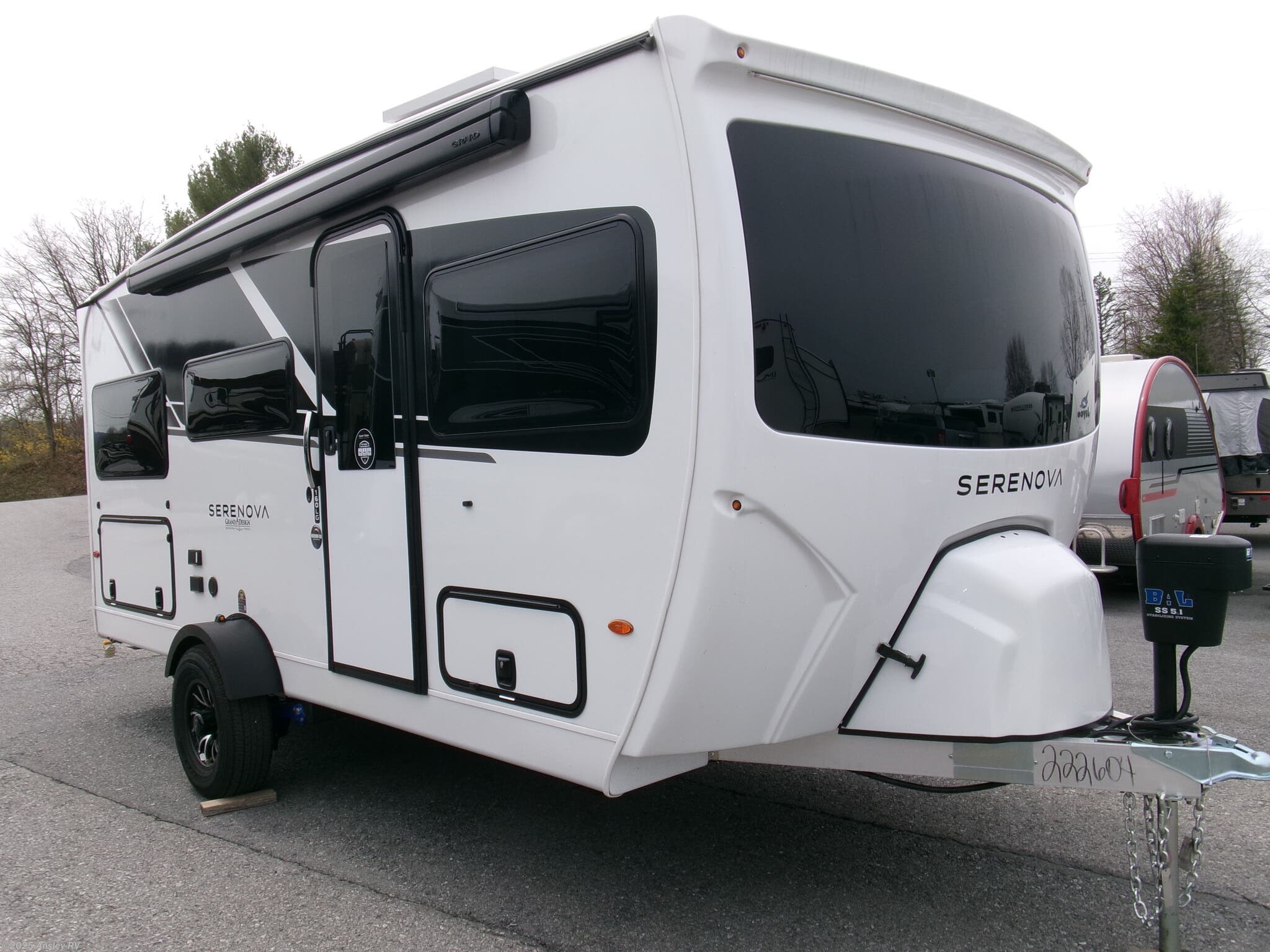 New 2025 Grand Design Serenova 160LG available in Duncansville, Pennsylvania