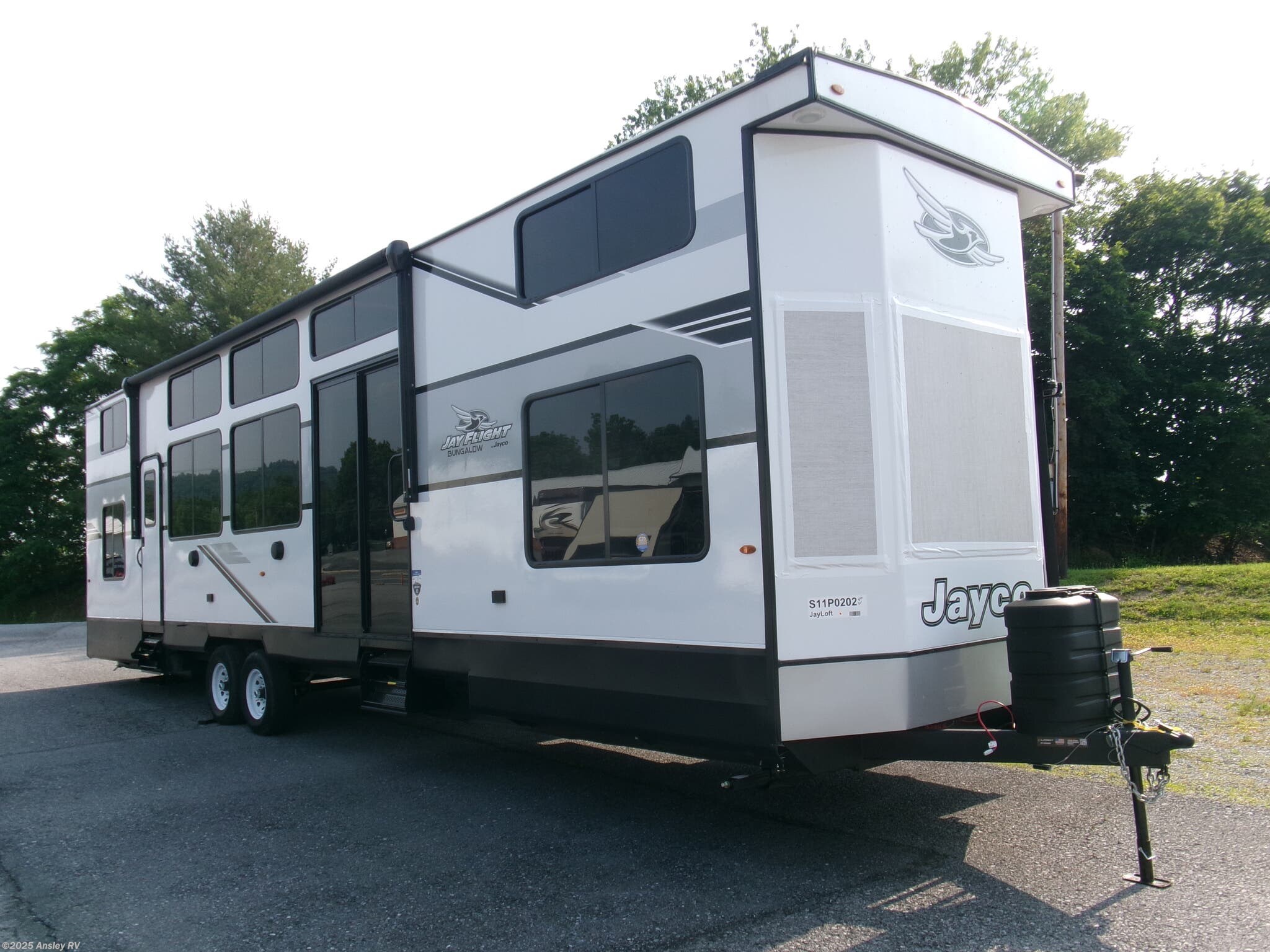 New 2025 Jayco Jay Flight Bungalow JayLoft available in Duncansville, Pennsylvania