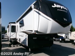 New 2026 Jayco Pinnacle 38FBRK available in Duncansville, Pennsylvania