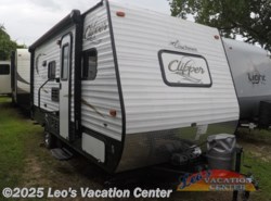 Used 2016 Coachmen Clipper Ultra-Lite 17BH available in Gambrills, Maryland
