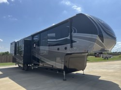 New 2025 Grand Design Solitude 390RK available in Sanger, Texas