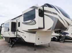 New 2021 Grand Design Solitude 380FL-R available in Fort Worth, Texas