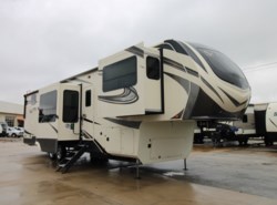 New 2020 Grand Design Solitude 380FL available in Corinth, Texas