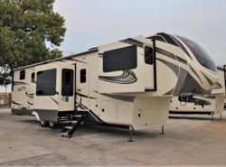 New 2021 Grand Design Solitude 380FL-R available in Corinth, Texas