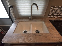 New 2019 Winnebago Outlook available in Oklahoma City, Oklahoma